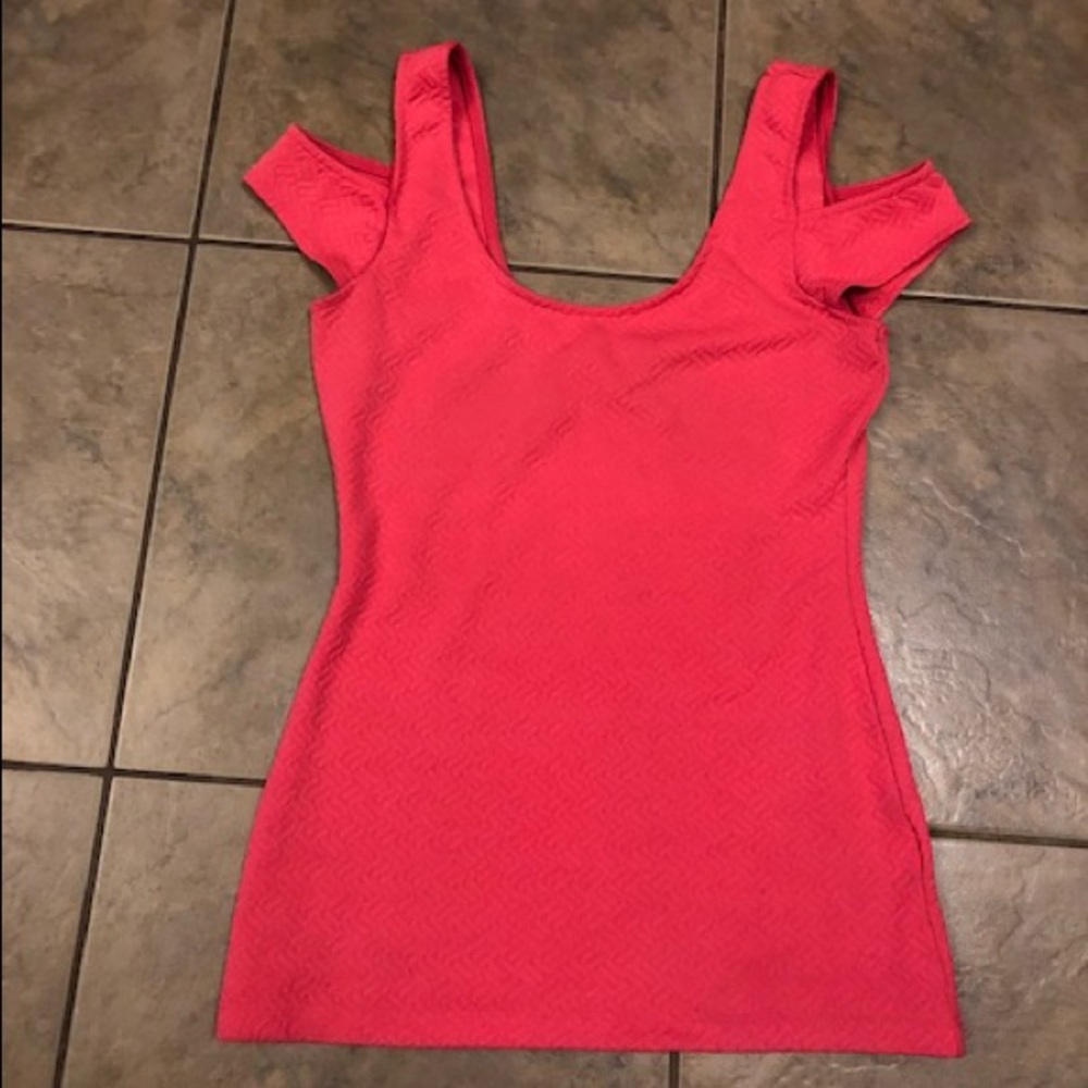 Guess Top